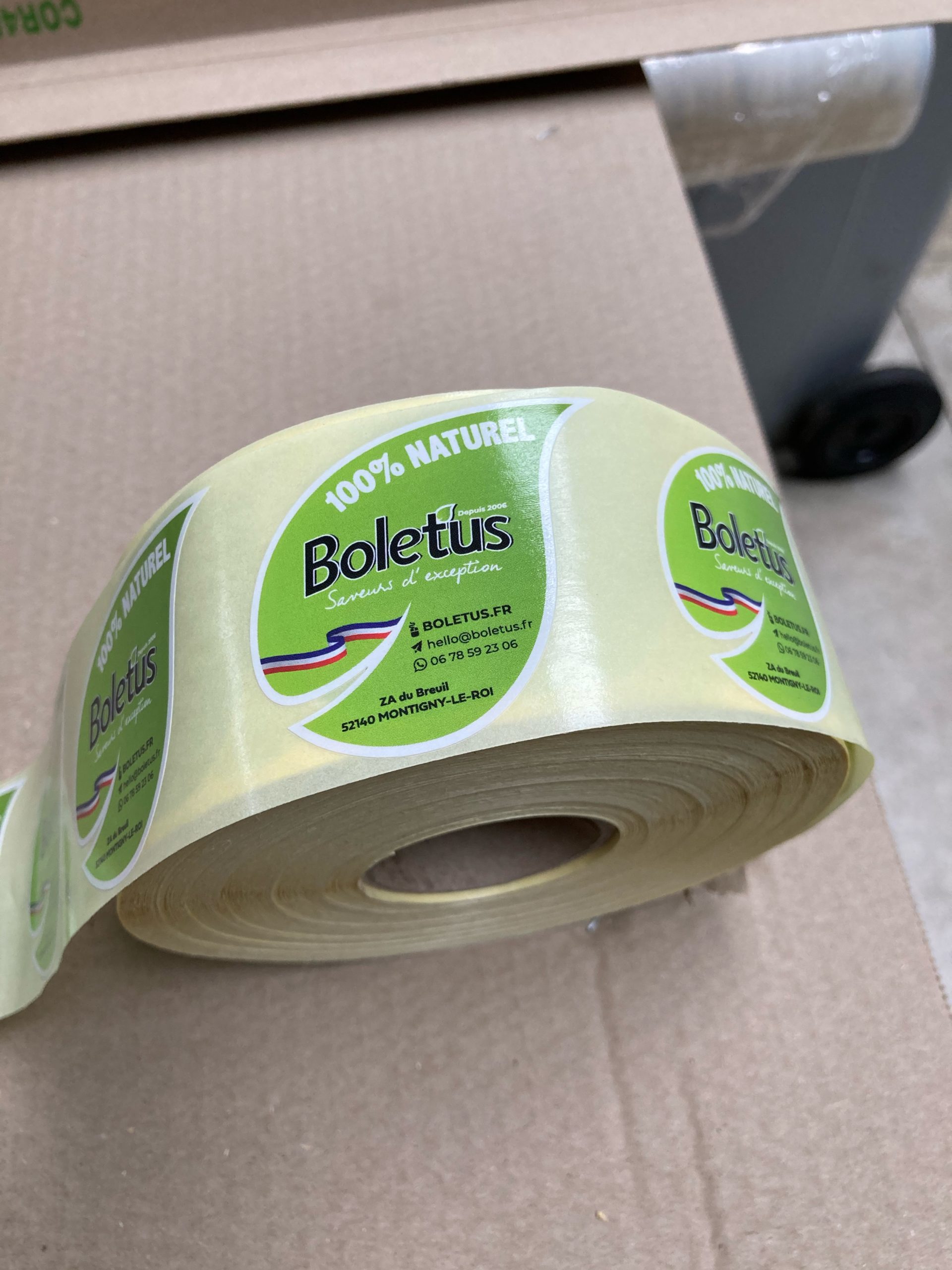 Etiquettes en rouleau BOLETUS L'Atelier 52 Communication & Publicité